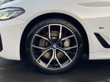 フロントタイヤ 245/40R19