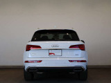 Audi Q5 40 TDI quattro S line dynamic edition /アルミホイール 5セグメントスポークデザイン コントラストグレー ポリッシュト 8Jx20 /マトリクスLEDヘッドライト