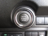 プッシュエンジンスタートシステム、エンジン始動・停止をワンタッチで行うことができます。
