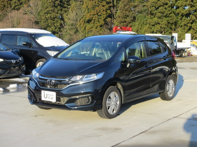 フィット1.3 13G F コンフォートエディション 4WD