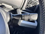 【オートライト(AUTO)】外の明るさをシステムが感知して、自動でヘッドライトが点灯します!ヘッドライトをつけ忘れを防ぐ便利機能です。