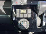 【オートエアコン】車内温度を感知して自動で温度調整をしてくれるのでいつでも快適な車内空間を創り上げます!