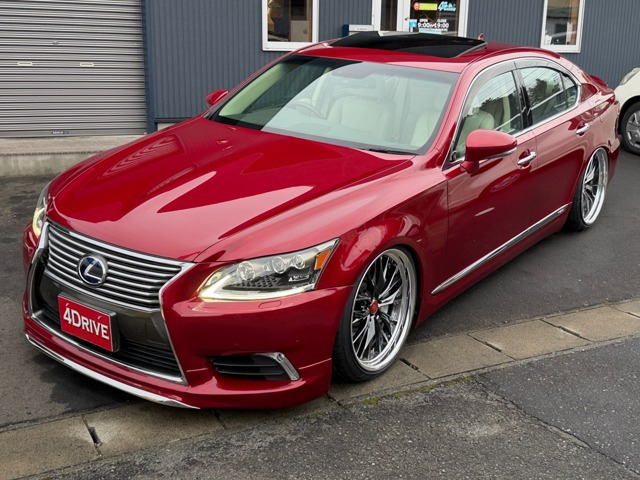 LS 600h バージョンL 4WD 