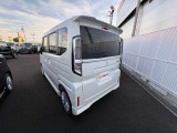 ☆お車についた傷やヘコミ、事故の修理もハヤシにお任せください。自社鈑金工場で修理ができますの安心です☆