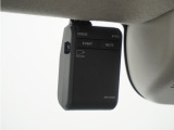 ◆ドライブレコーダー◆映像・音声などを記録する自動車用の装置です。 もしもの事故の際の記録はもちろん、旅行の際の思い出としてドライブの映像を楽しむことができます。