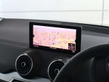 ●アウディ・マルチメディア・インターフェイスは、ナビゲーションやオーディオ機能だけでなく、車両の様々な設定が行える最先端のインターフェイスユニットです。