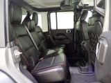 オンライン相談のご案内。ご自宅でリラックスしながら、専門スタッフと直接会話ができます。気になる車種や予算について、まずはお気軽にご相談ください。興味のあるクルマが見つかれば、その場で来店予約も可能です