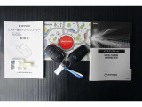メンテナンスノート、取扱説明書付いています!おクルマの情報が、ギュッと凝縮★ 今までの整備記録が記載されている、大事な物です★