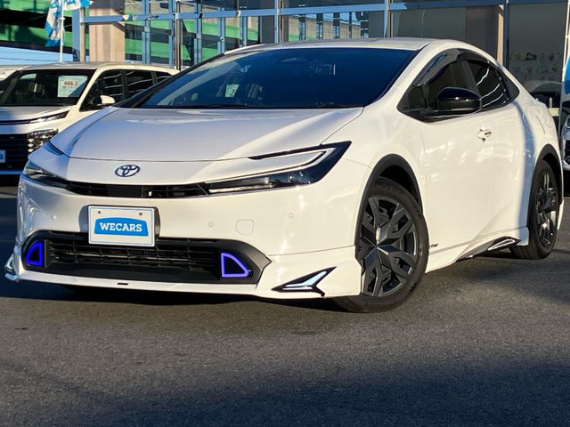 プリウス 1.8 X E-Four 4WD （ZVW65）