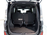 広々としたラゲージスペースを備えています。大きなものや長さのある荷物もしっかりと積み込めます。