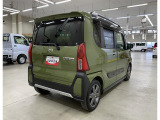 ☆オススメ☆愛車のボディを小キズや色褪せから守ってくれるボディコーティング施工を承っております!!スマートフォンのケースカバーと一緒で、ボディをきれいに守ります♪