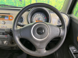 ステアリングも使用感が少なく、きれいな状態となっております♪