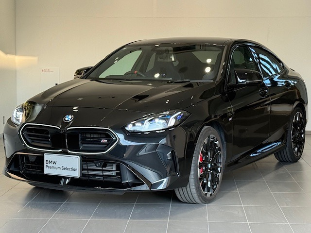 2シリーズグランクーペ M235 xドライブ 4WD 