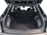 広々としたラゲージスペースを備えています。大きなものや長さのある荷物もしっかりと積み込めます。