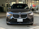 【キドニーグリル】BMWは約90年もの間、ほぼ全ての車両にひと目でBMWだと分かるこの特徴的なフロントグリルが備えられ、デザイン・アイコンとして親しまれてきました。