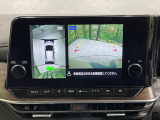 【アラウンドビューモニター】専用のカメラにより、上から見下ろしたような視点で360度クルマの周囲を確認することができます☆死角部分も確認しやすく、狭い場所での切り返しや駐車もスムーズに行えます。