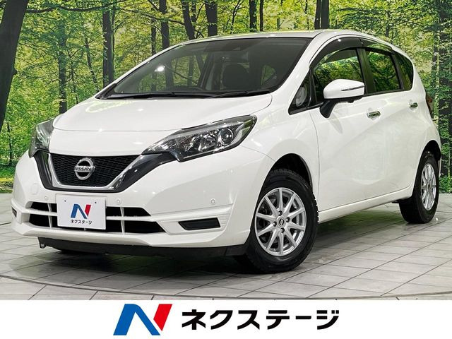 ノート1.2 X FOUR スマートセーフティエディション 4WD