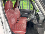 ドライバーによって運転しやすいポジションは異なり、あの車はどうなのか不安なこともありますよね。気になるお車は店頭で乗り込んでご確認いただけます♪