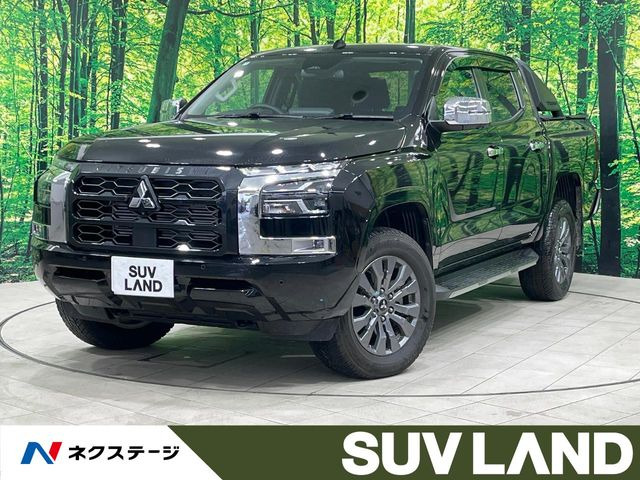トライトン2.4 GLS ディーゼル 4WD