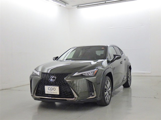 UX 250h Fスポーツ 4WD