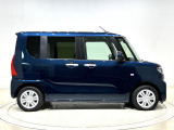 ドアは約90度に開くので荷物も積み込みやすく、乗り降りもしやすい♪ ロングドライブも快適に過ごせる工夫がいっぱいです♪♪