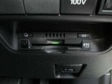 ETC車載器付きで高速道路の料金所もスムーズに通過できます。