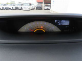 (メーターパネル)メーターも見やすく安全運転をサポートいたします!