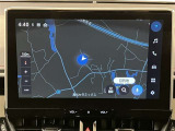ディスプレイオーディオ搭載車です(T-コネクトナビ)。Bluetoothも付いていますし、フルセグでテレビも視聴出来ます。