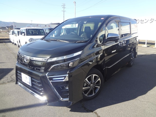 ヴォクシー 2.0 ZS 煌III 4WD 