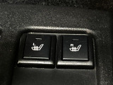 【シートヒーター】寒い日に重宝するシートヒーター!エアコンより早く温まってくれるので寒がりの人も安心ですね♪エアコンの温風は乾燥するから苦手、という方にもをおすすめです。