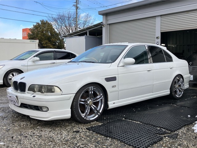 5シリーズセダン 528i 