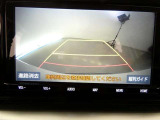 【バックモニター】・・・気になる後ろの見通しも、車庫入れに大活躍☆運転が困難な場所でも、しっかりサポート!心強い味方のモニターです♪