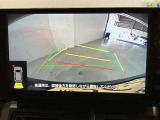 バックガイドモニターで、後方を確認しながら安心して駐車することができます。運転初心者も熟練者も必須の機能ですよ!