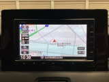 ナビゲーションはインターナビ対応のGathers純正メモリーナビVXM-225Ciを搭載しています。Bluetoothオーディオ機能がありますので、スマートフォンなどの音楽も再生できます。