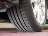 新品のタイヤに交換済みです。