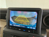 【リアカメラ】運転が苦手な方も車庫入れラクラクです!ギアをリバースに入れれば自動的にモニターが切り換わりますので、面倒な操作は不要です♪狭い駐車場もお車を傷つけず安心です