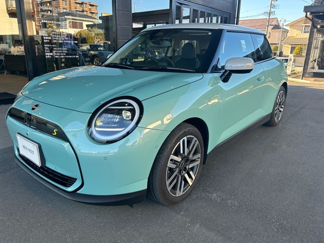 ミニ クーパー SE