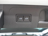 リヤゲートは電動のパワーバックドア!