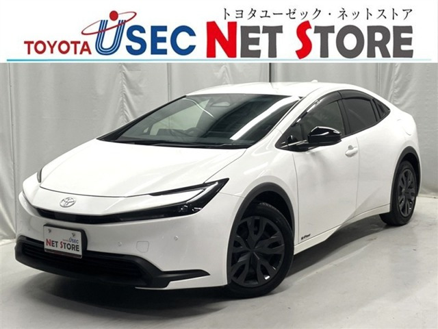 プリウス1.8 X E-Four 4WD