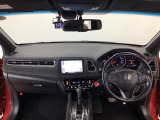 【前方視界】開放的な前方視界!運転がしやすく疲れにくいです♪窓が大きく、見通しがとっても良いおクルマですよ♪