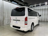 広々とした車内空間