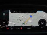 バーチャルコックピットでは、メーターやオーディオ操作、電話選択、地図の確認が可能。パネル内に高解像度の液晶ディスプレイを配置しております。