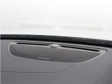 【harman/kardon】世界のオーディオファン垂涎のプレミアムサウンドシステムを搭載。原音に近い音場空間を忠実に再現。乗る人すべてに最良の音響体験を提供します。