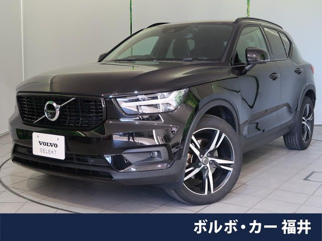 XC40B5 AWD Rデザイン 4WD