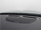 【harman/kardon】世界のオーディオファン垂涎のプレミアムサウンドシステムを搭載。原音に近い音場空間を忠実に再現。乗る人すべてに最良の音響体験を提供します。