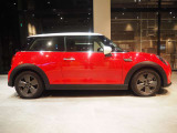 気になる車両へのご質問も大歓迎です。お気軽にMINI 一宮 0078-6002-369993 (無料)までご連絡ください!