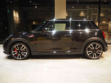 こちらのMINIへのご質問も大歓迎です。お気軽にMINI 一宮  0078-6002-369993(無料)までご連絡ください。