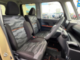 運転席シート廻りは使用感も少なく、良好な状態となっています。丁寧に使われていたことがよくわかりますね。