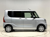 ドアは約90度に開くので荷物も積み込みやすく、乗り降りもしやすい♪ ロングドライブも快適に過ごせる工夫がいっぱいです♪♪