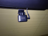 あおり運転対策として需要が高まっており、後方からの映像を鮮明に記録できます。